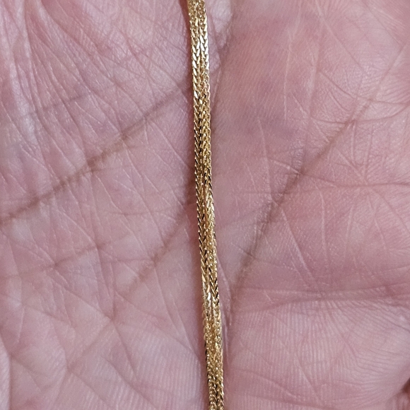 14k gold necklace 18 inch - Picture 3 of 7
